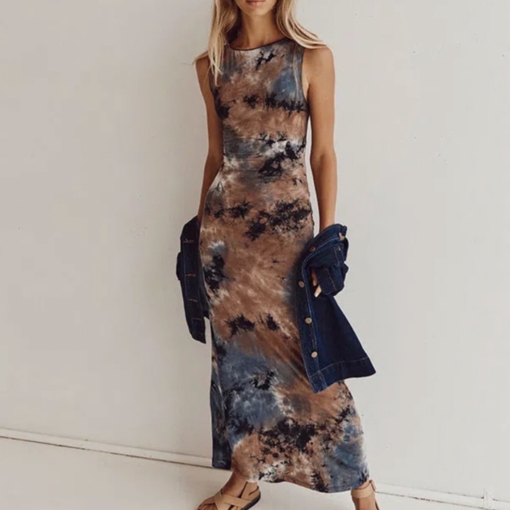 DISSH Sawyer Tie-Dye Midi/Maxi Dress -
Millen Blue NWT
